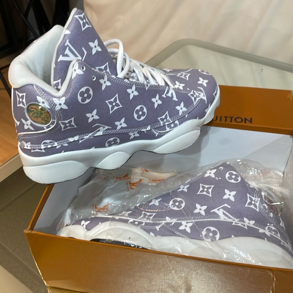 Custom sneakers woman’s 8.5, 6.5 / mens 5, 6